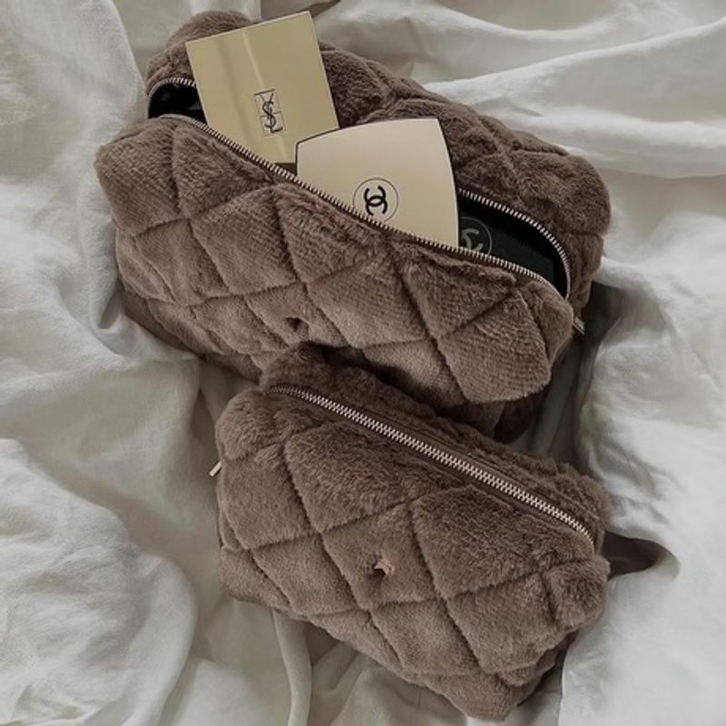 Dark FAUX FUR QUILTED MAKE-UP POUCH SMALL WARM TAUPE